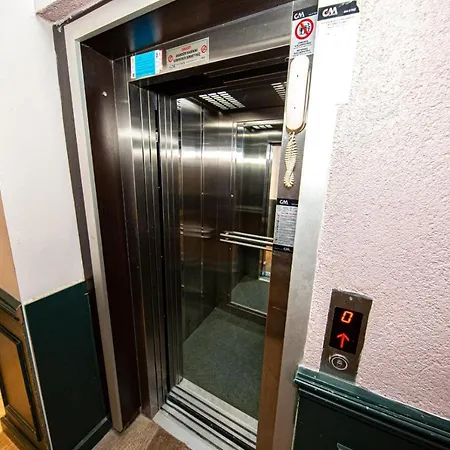 Ξενοδοχείο Comfort Taksim 3*