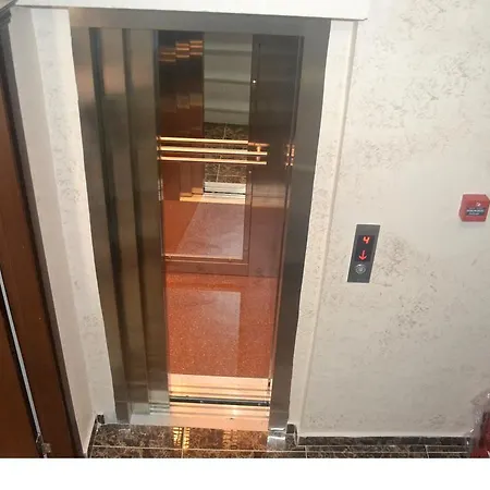 塔克西姆康福特酒店 伊斯坦布尔