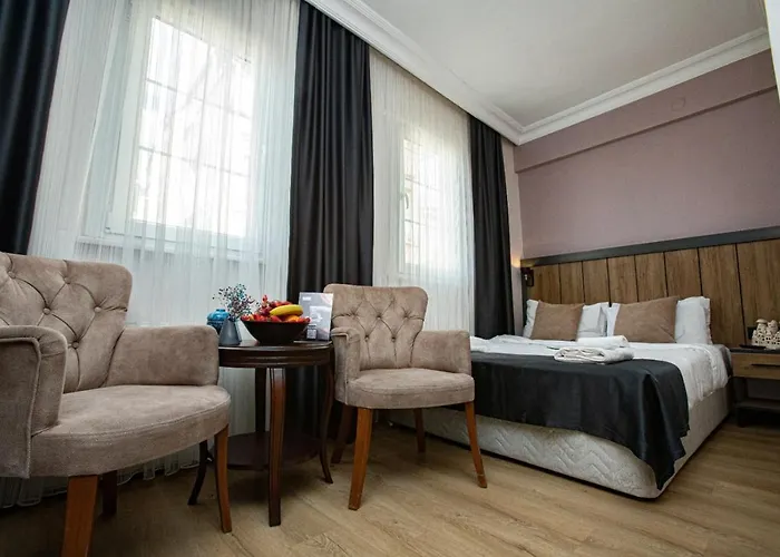 Comfort Taksim 3*