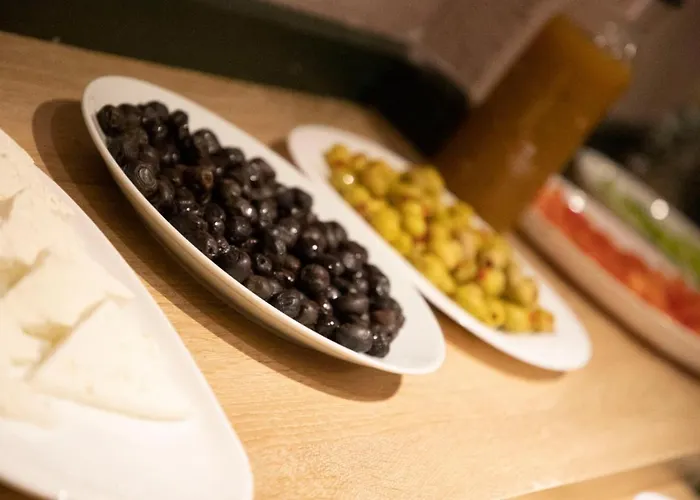 Hotel Comfort Taksim 3*