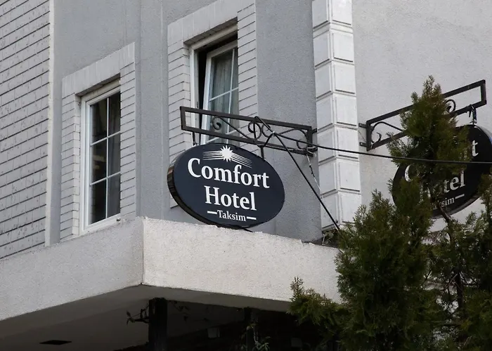 Hotel Comfort Taksim 3*