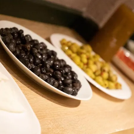 Hotel Comfort Taksim 3*