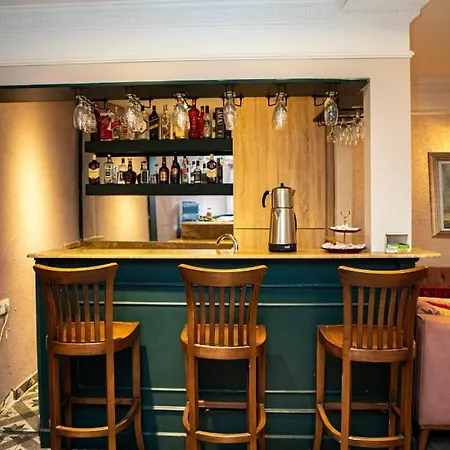 Comfort Taksim Hotel 3*