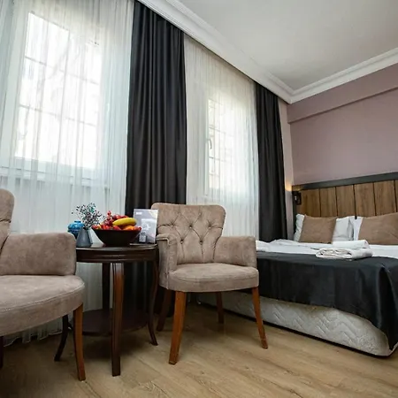 Comfort Taksim 3*